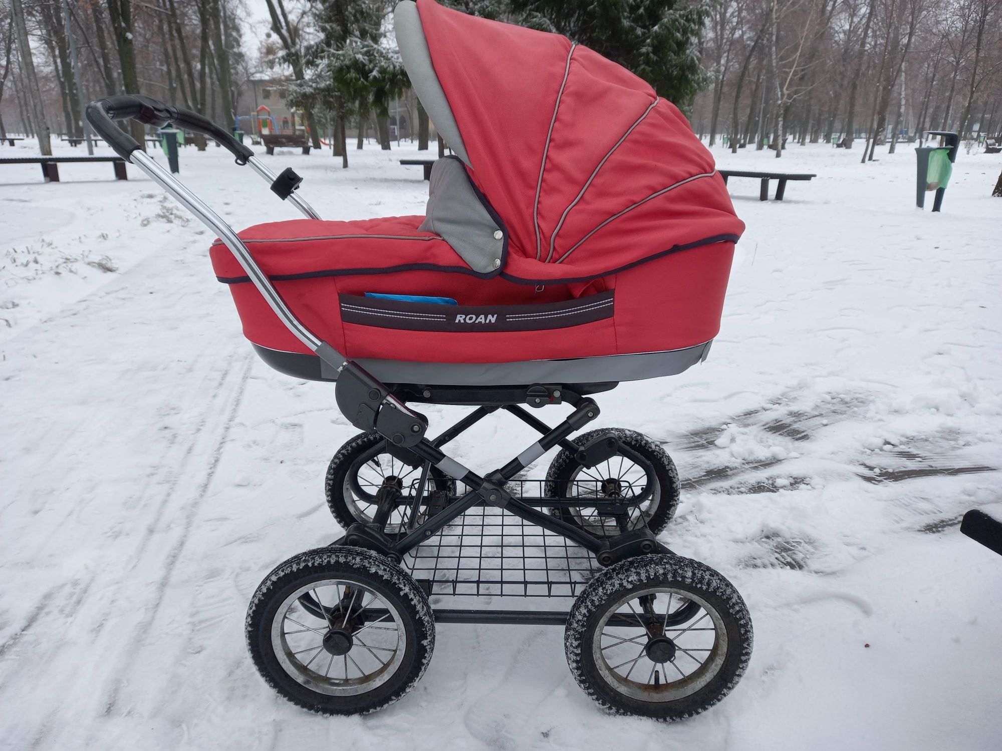 Продам коляску вездеход 2 в 1
