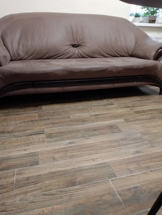 Продам диван в Хмільнику