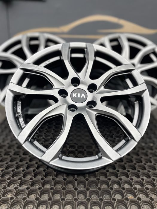 Оригінальні диски Kia 5/114.3 r18