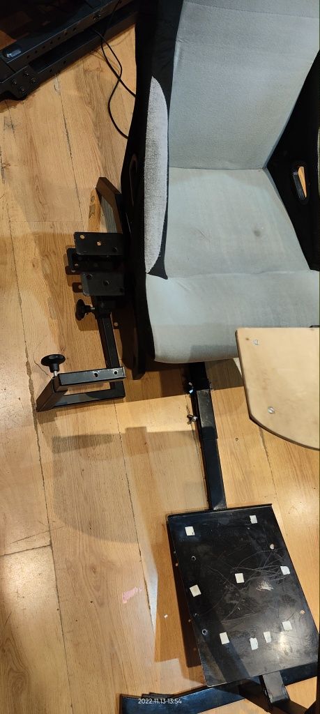 Playseat Thrustmaster, Logitech,simresing