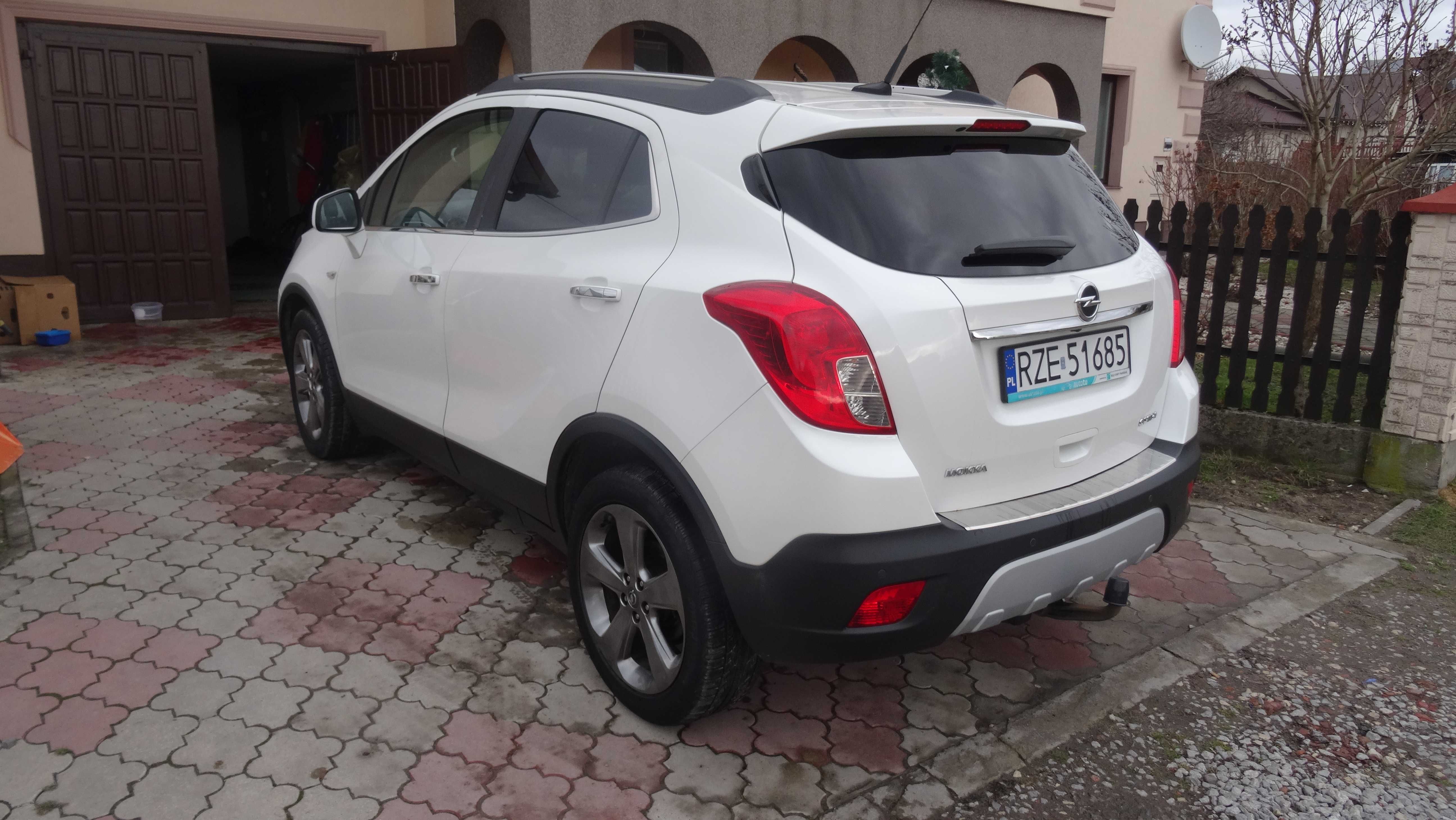 Sprzedam Opel Mokka full opcja naped 4x4 , nowa dwumasa