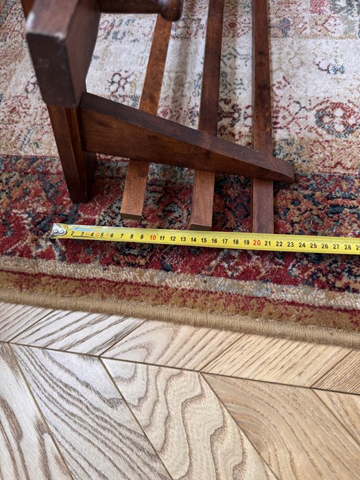 Wieszaczek ubraniowy drewniany