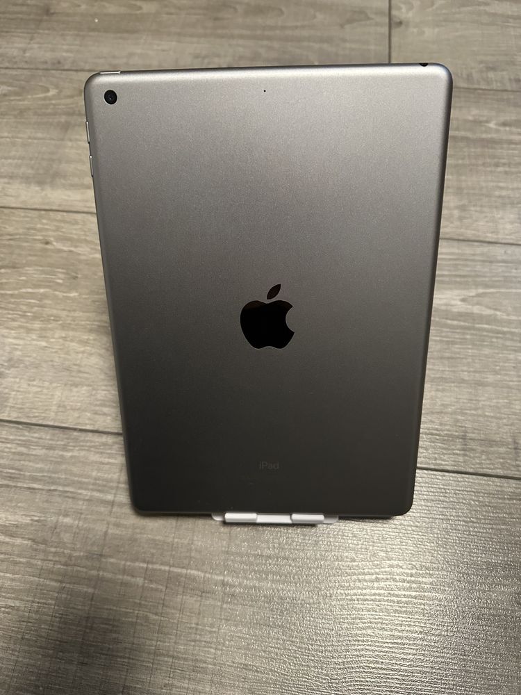 Планшет Apple iPad 5-го покоління