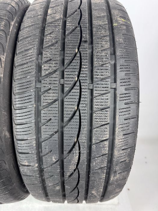 Шини 2шт. R18 225/40 Aplus A502 2020 зимова резина
