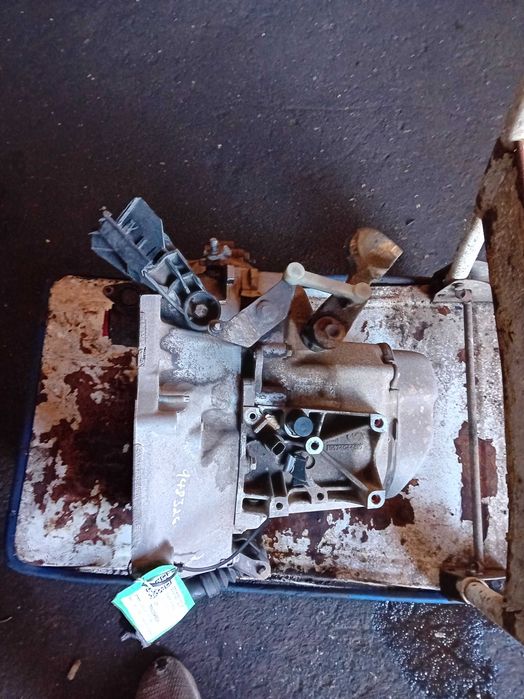 CAIXA DE VELOCIDADES PEUGEOT 208 1.2 2013 ref:20CR15