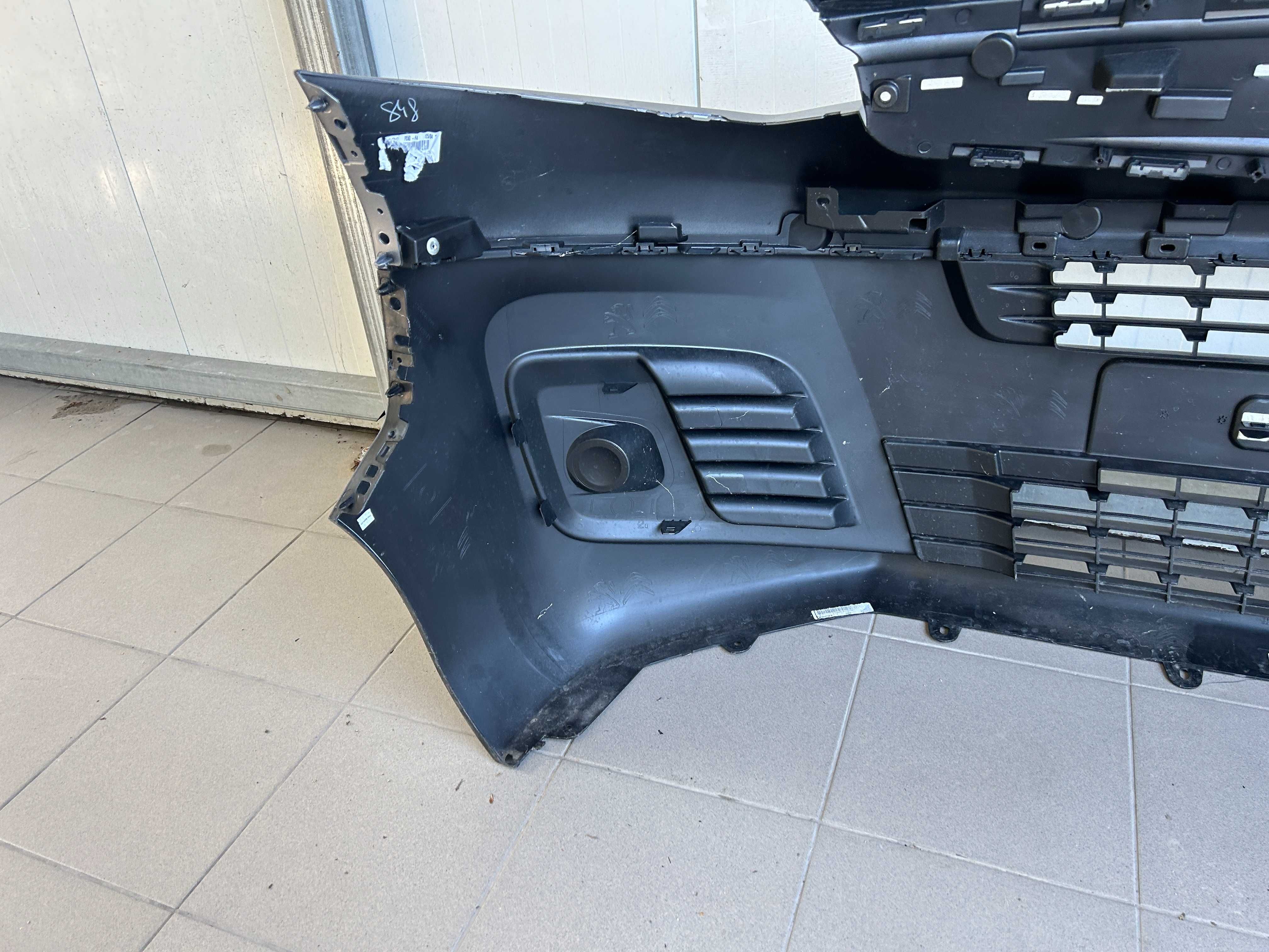 Zderzak przód przedni Fiat Scudo nowy model