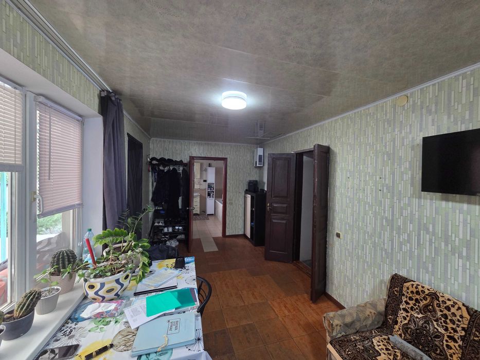 Продам шлаколитой Дом  с удобствами ж/м Парус