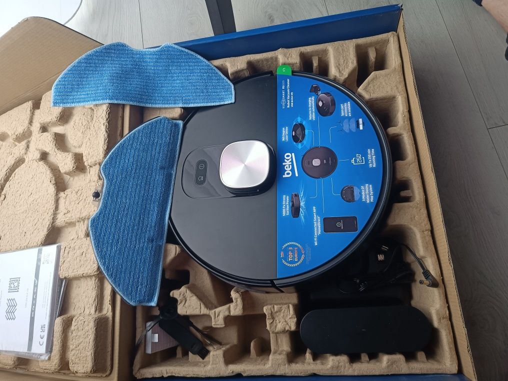 Nowy odkurzacz automatyczny Beko VRR84314