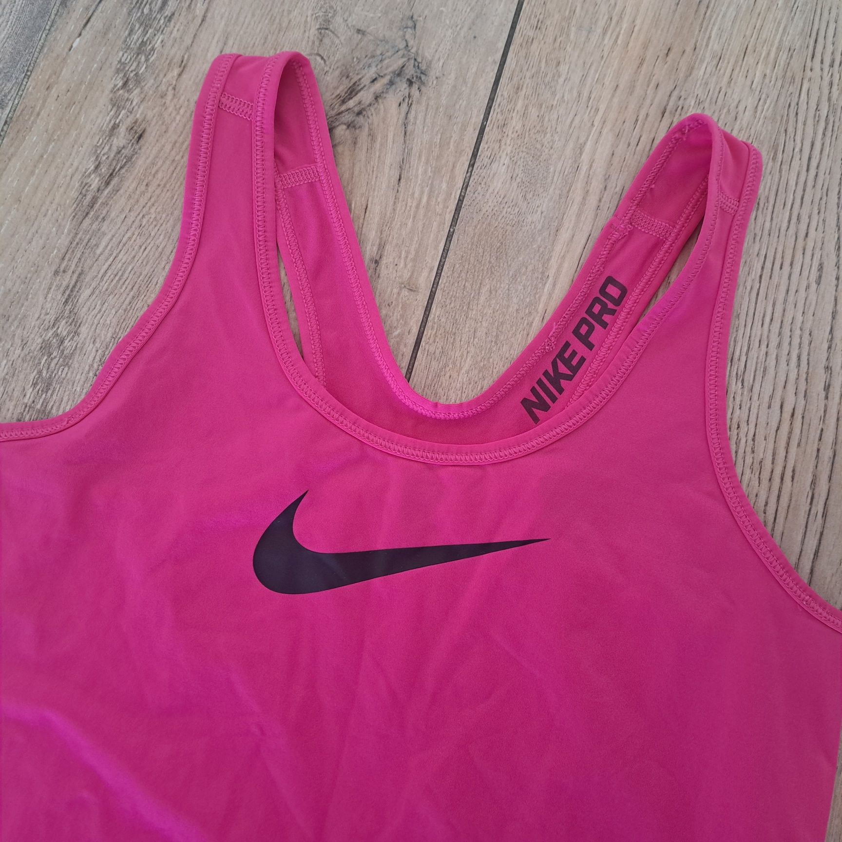 Top koszulka na ramiączka Nike Pro