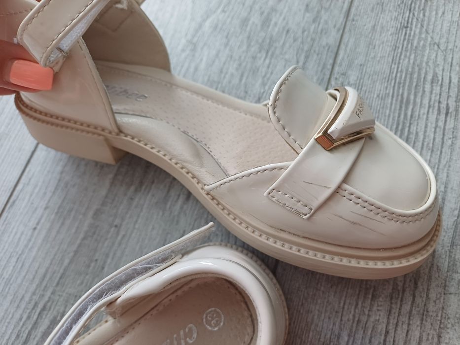 Туфлі 33 розмір для дівчинки