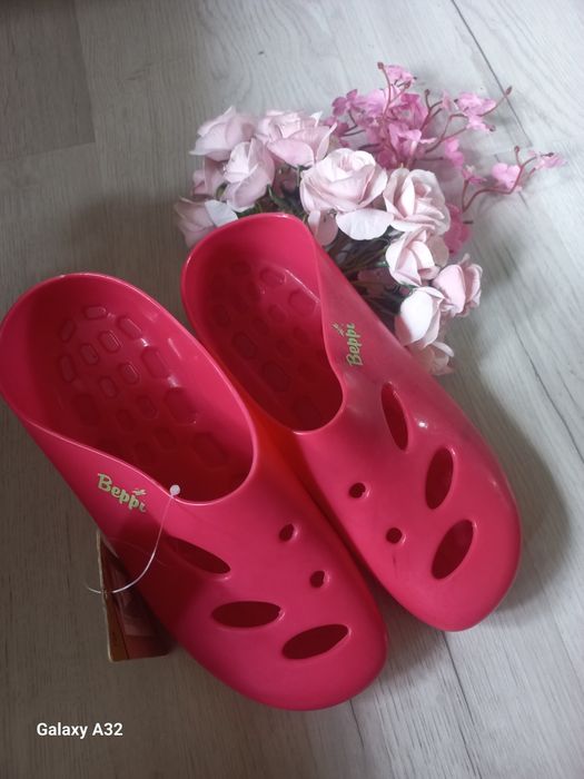 Buty do wody 38 . Damskie