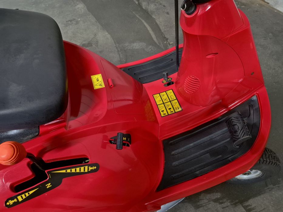 Kosiarka traktorek honda 1211