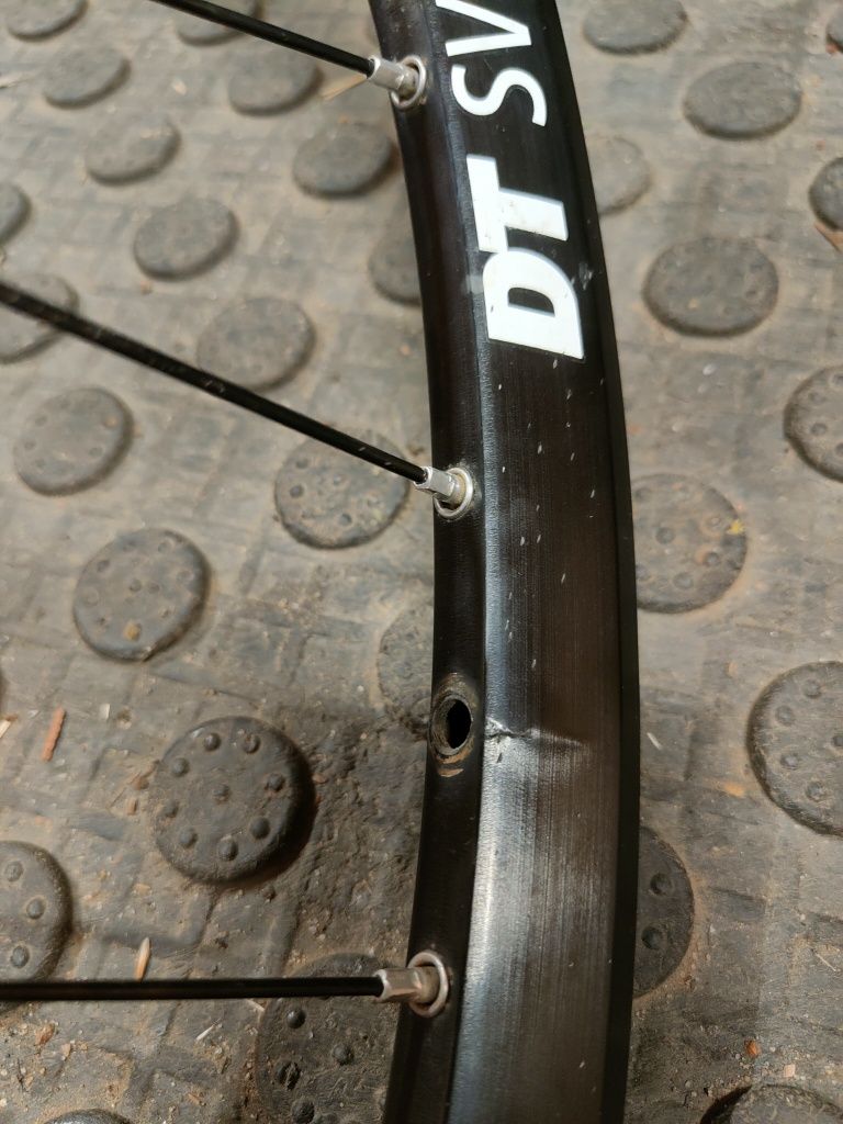 Koło przód 27,5 15x110 boost, DT Swiss E1900 spline