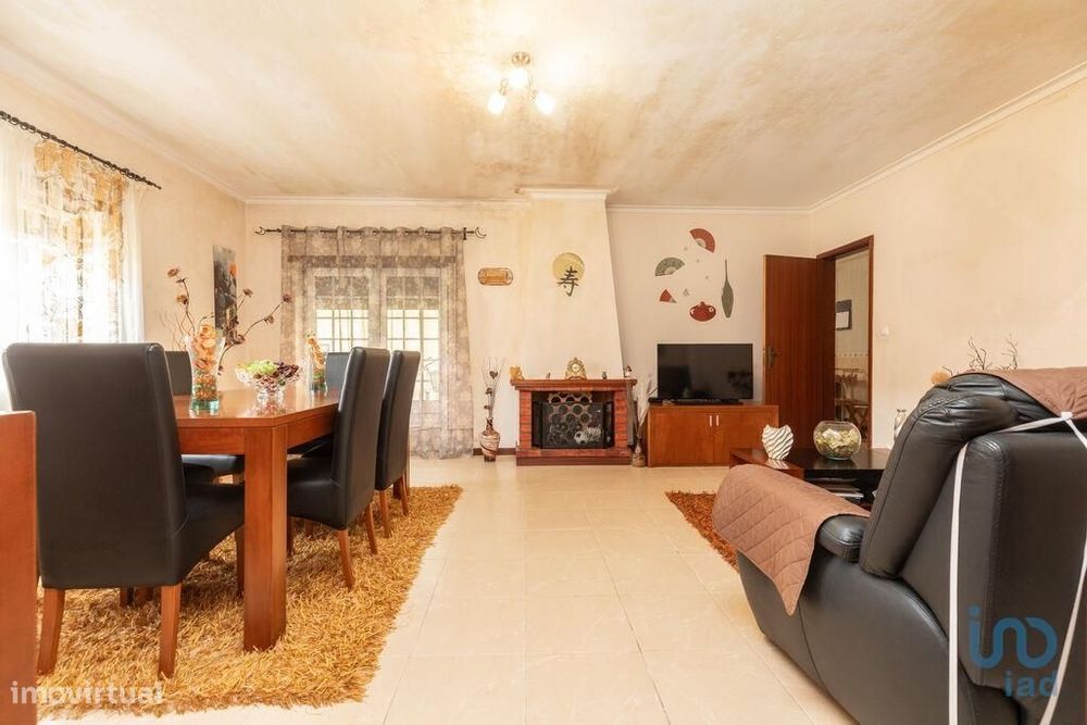 Casa / Villa T4 em Mealhada, Ventosa Do Bairro e Antes de 227,00 m2