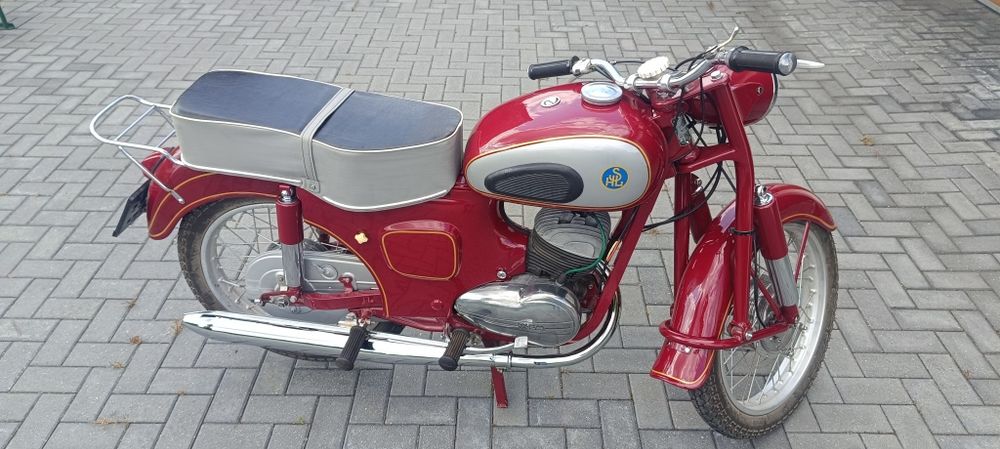 SHL M11 1961r. Nr ramy 00236 odrestaurowana