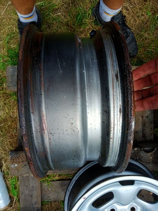 6/139.7 r15 Toyota Диски Металеві