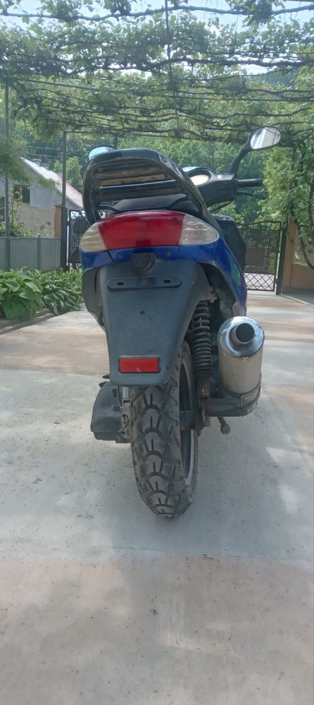 Продам скутер 150 кубовий