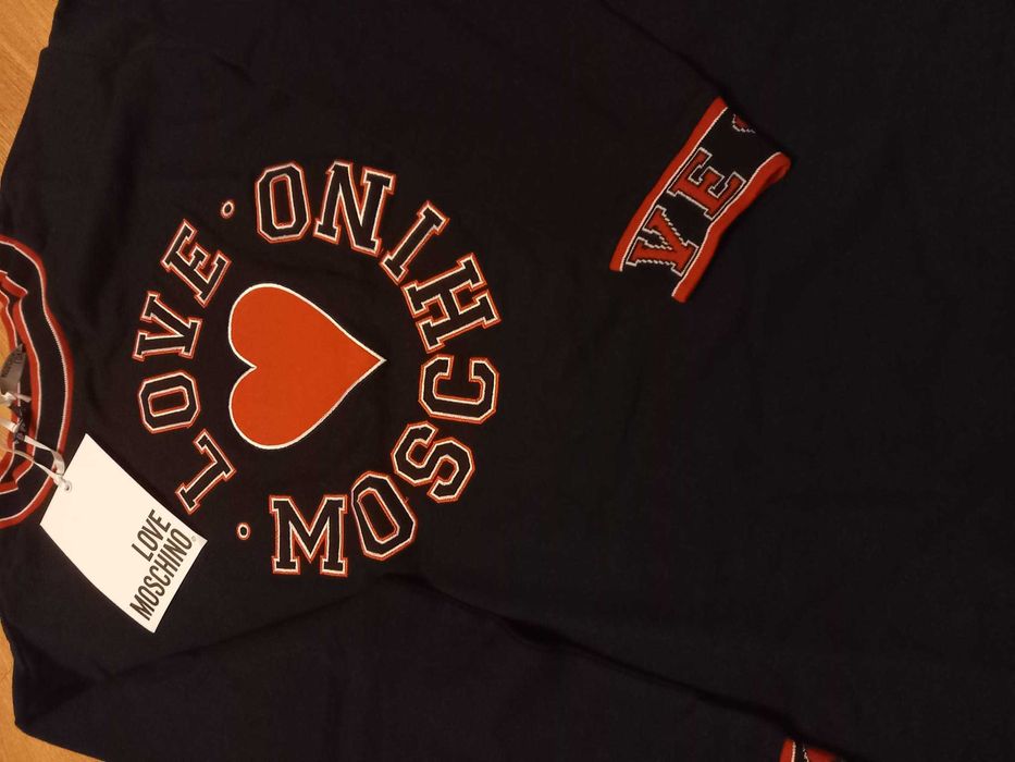 Love Moschino Bluza logowana długa czarna mini sukienka - 40 / 42