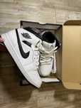 Nike Air Jordan 1