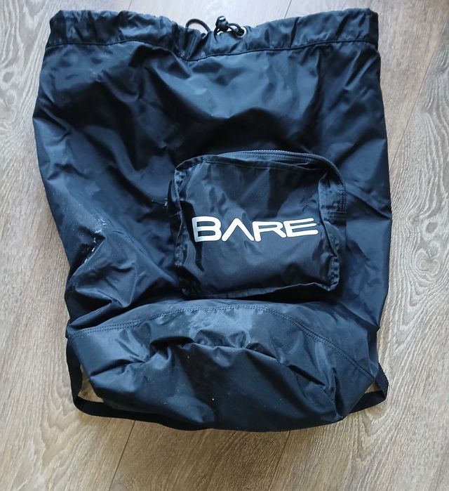 suchy skafander nurkowy Bare