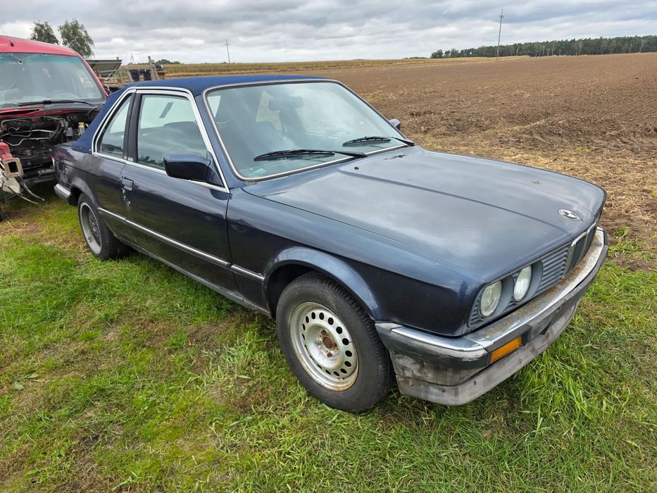 BMW Seria 3 e30 318i BAUR
