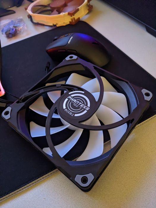 Вентилятори Phanteks m25 140 mm