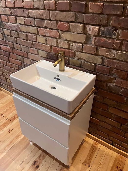 Szafka łazienkowa z umywalką Roca Gap