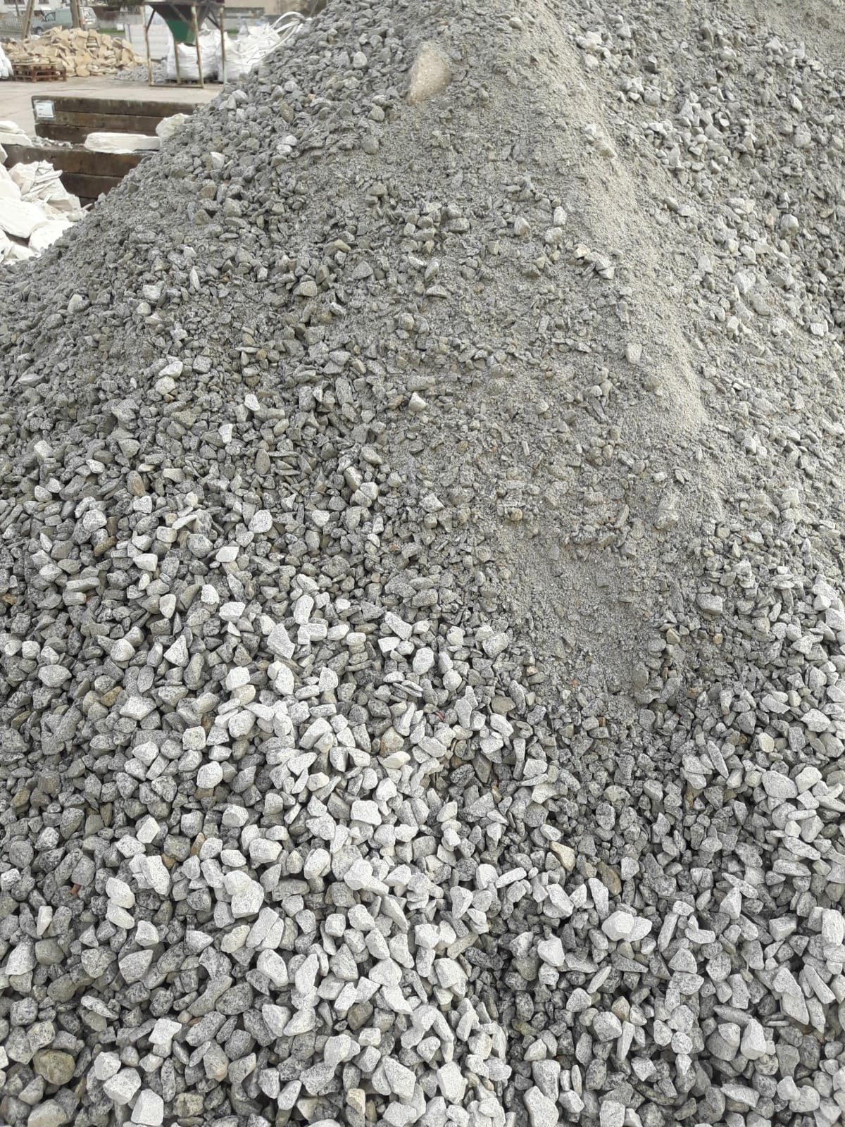 Tłuczeń GRANITOWY piach grys na utwardzenie drogi podjazdu placu