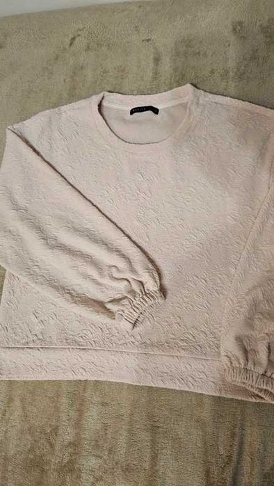 Bluza z bufiastymi rękawami