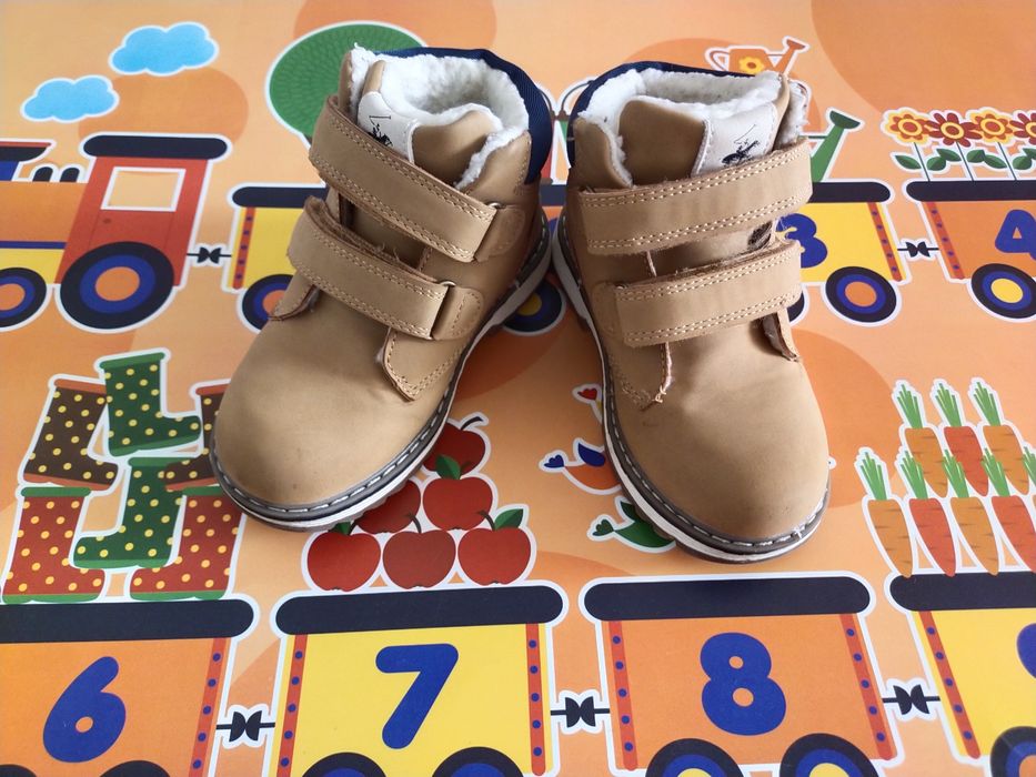 Buty dziecięce ocieplane CCC r.24