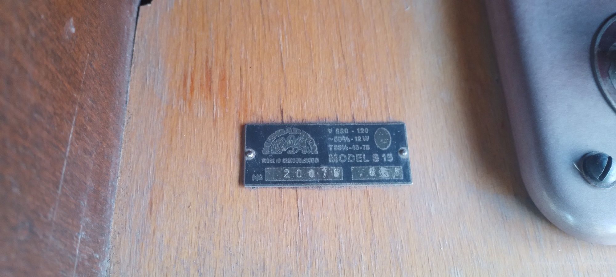 Zabytkowy Gramofon  Chlebak