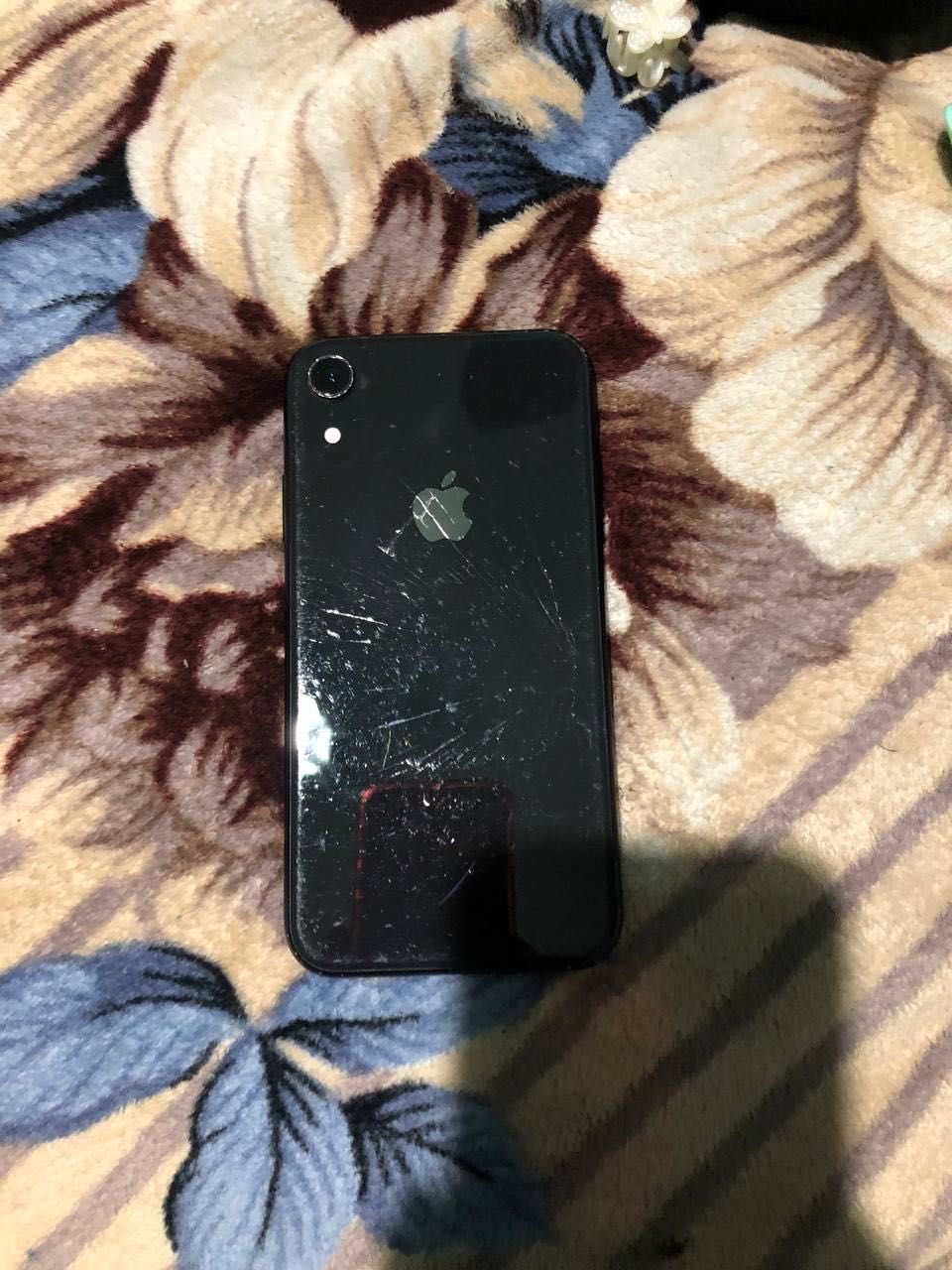 iPhone XR, r-sim