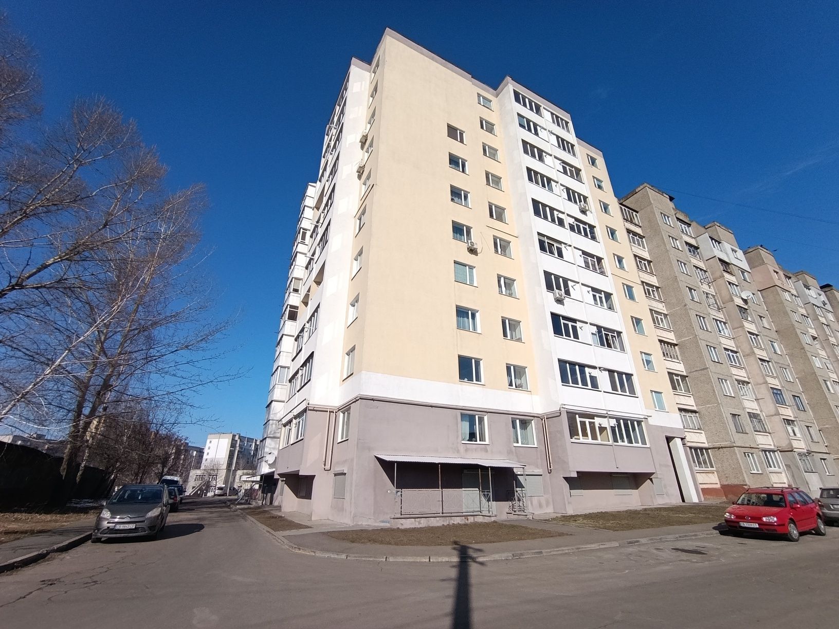 Продаж комерційного приміщення 170м цоколь, про.Миру 271в