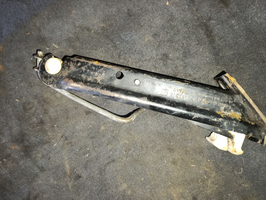 Lewarek podnośnik koła audi a4 b6 b7 b8 golf passat seat skoda