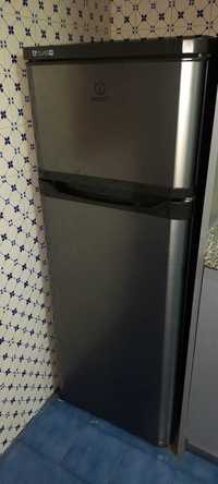 frigorífico e microondas