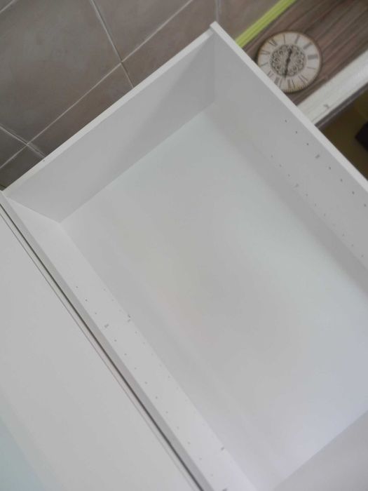 Wyprzedaż-> 3 regały sklepowe białe 220 x 70 oraz krata z haczykami-20