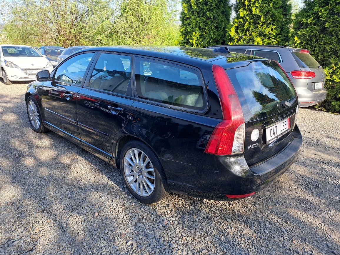 Volvo V50 1 6 tdci w bogatej opcji