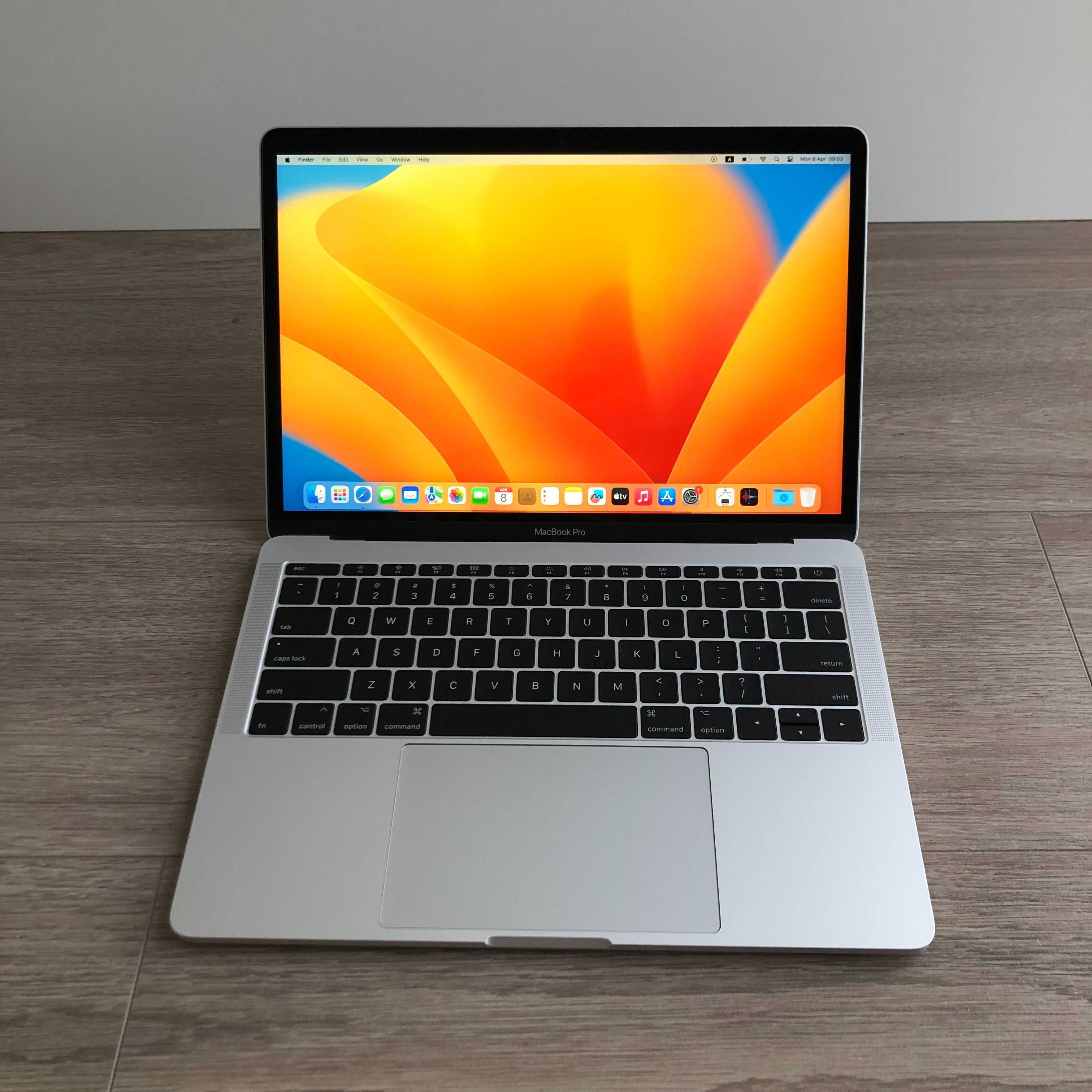 MacBook Pro 13 2017 16/512gb Silver (1637)