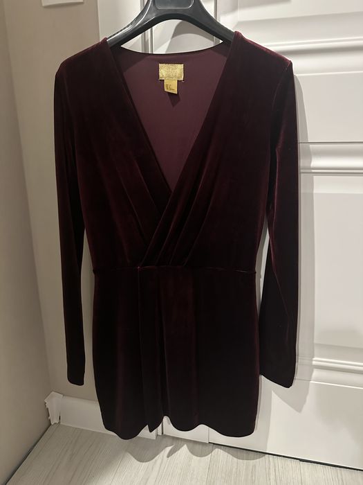 Шикарне велюрове плаття hm