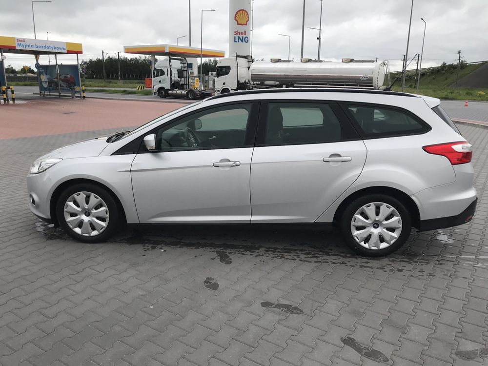 Ford  Focus   1,6  Diesel   Salon  Polska