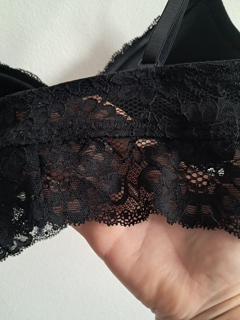 Soutien preto Primark