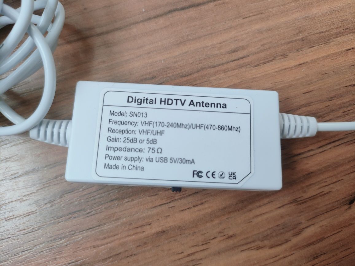 Antena wewnętrzna telewizyjna Ts-ant