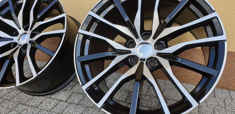 Nowe FELGI BK5464 Pasujące BMW X5 G05 X7 G07 Nowość 20 Cali