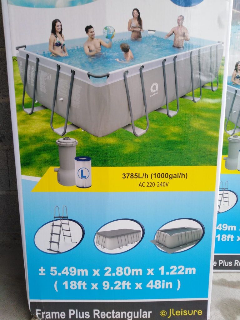 Piscina 5.49m x2.80m x 1.22m