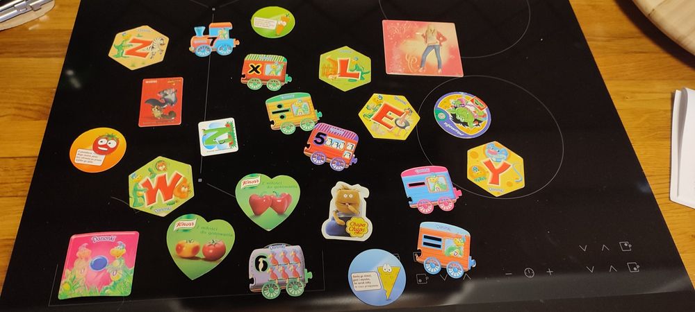 Magnesy na lodówkę 23 sztuki