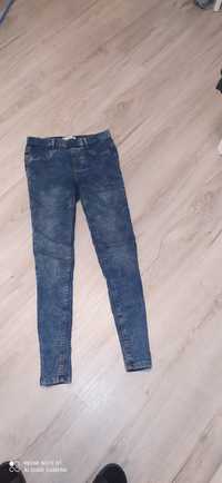 Spodnie damskie pull& bear 38