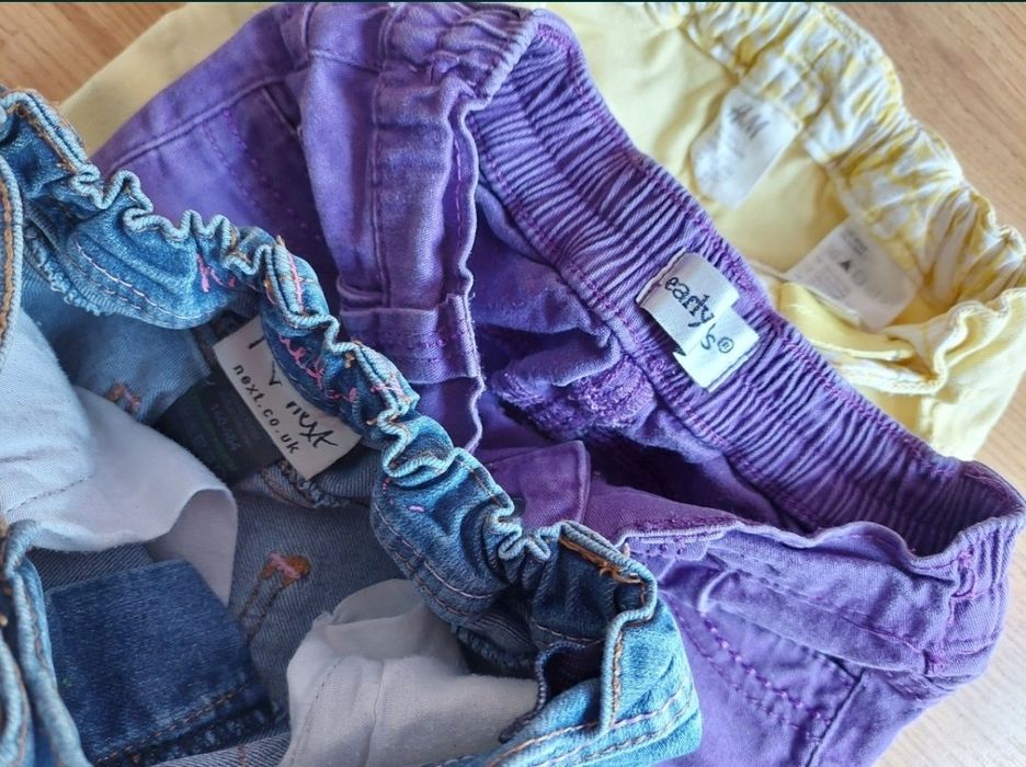 rozm. 80 zestaw NEXT H&M spodnie szelki bluzka Hello Kitty paka wiosna