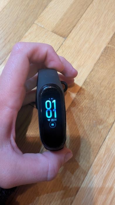 Годинник Xiaomi Mi Band 4 

4.

трекер Xiaomi Mi Band 4.

трекер Xiaom