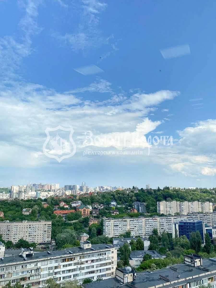 Квартира, 2к. Євроремонт. Липківського, 18, Солом'янський район