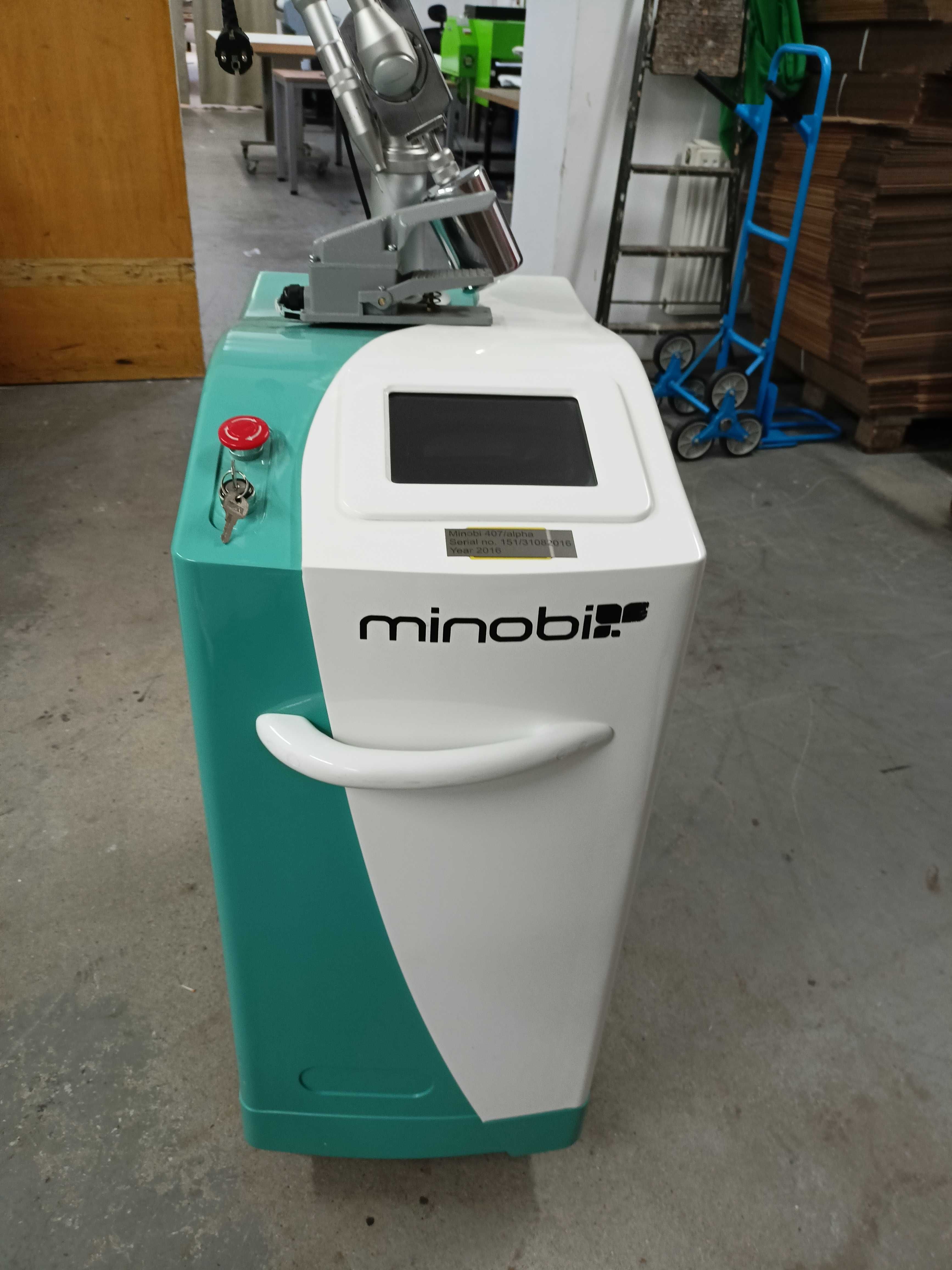 Laser do usuwania tatuażu Minobi Alpha